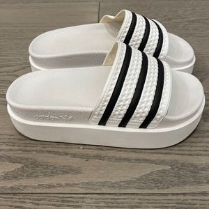 Adidas platform pool slides ladies size 7